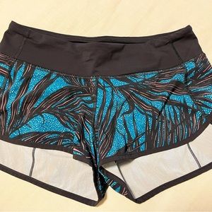 Lululemon speed shorts, size 6